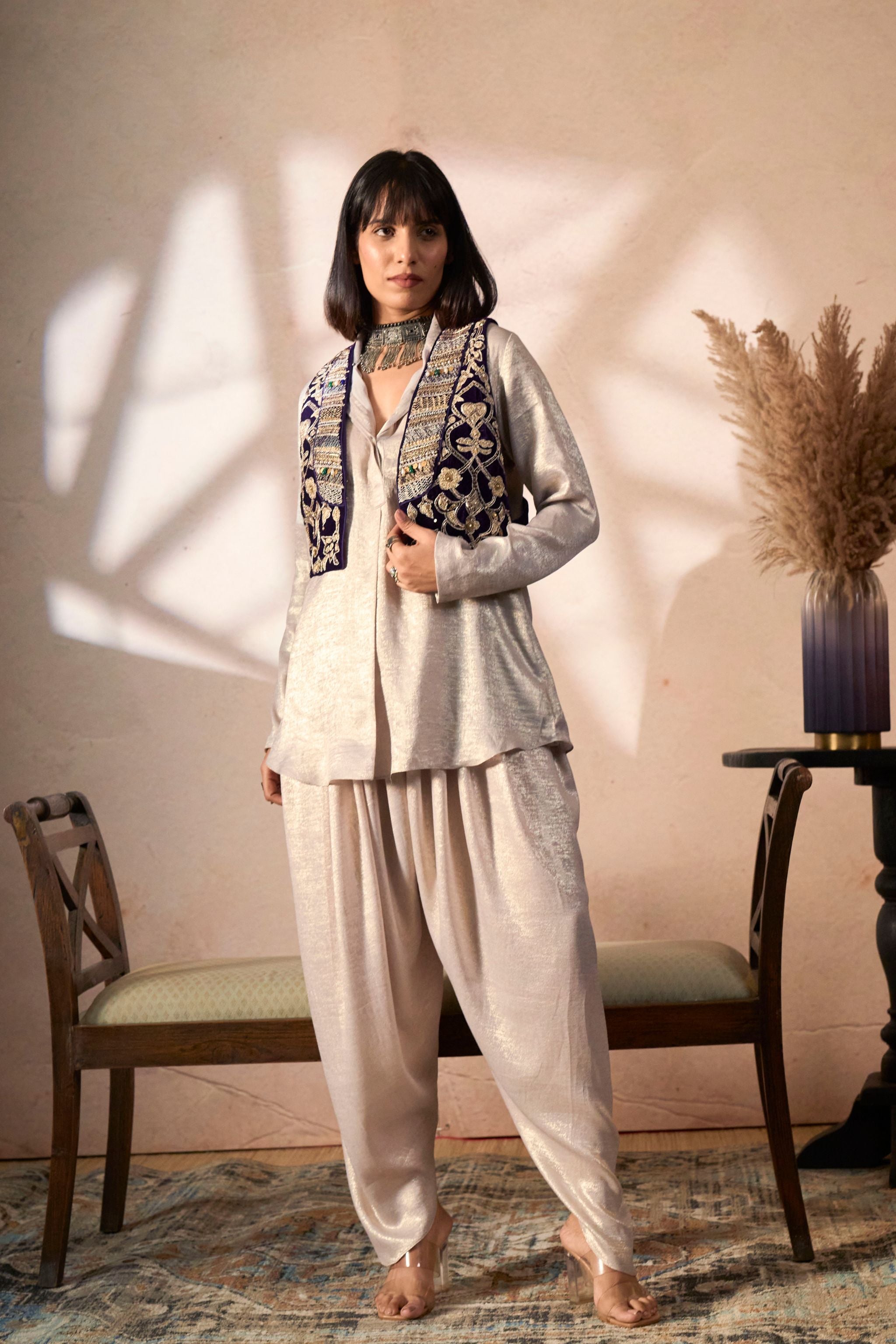 Embroidered Essence Set