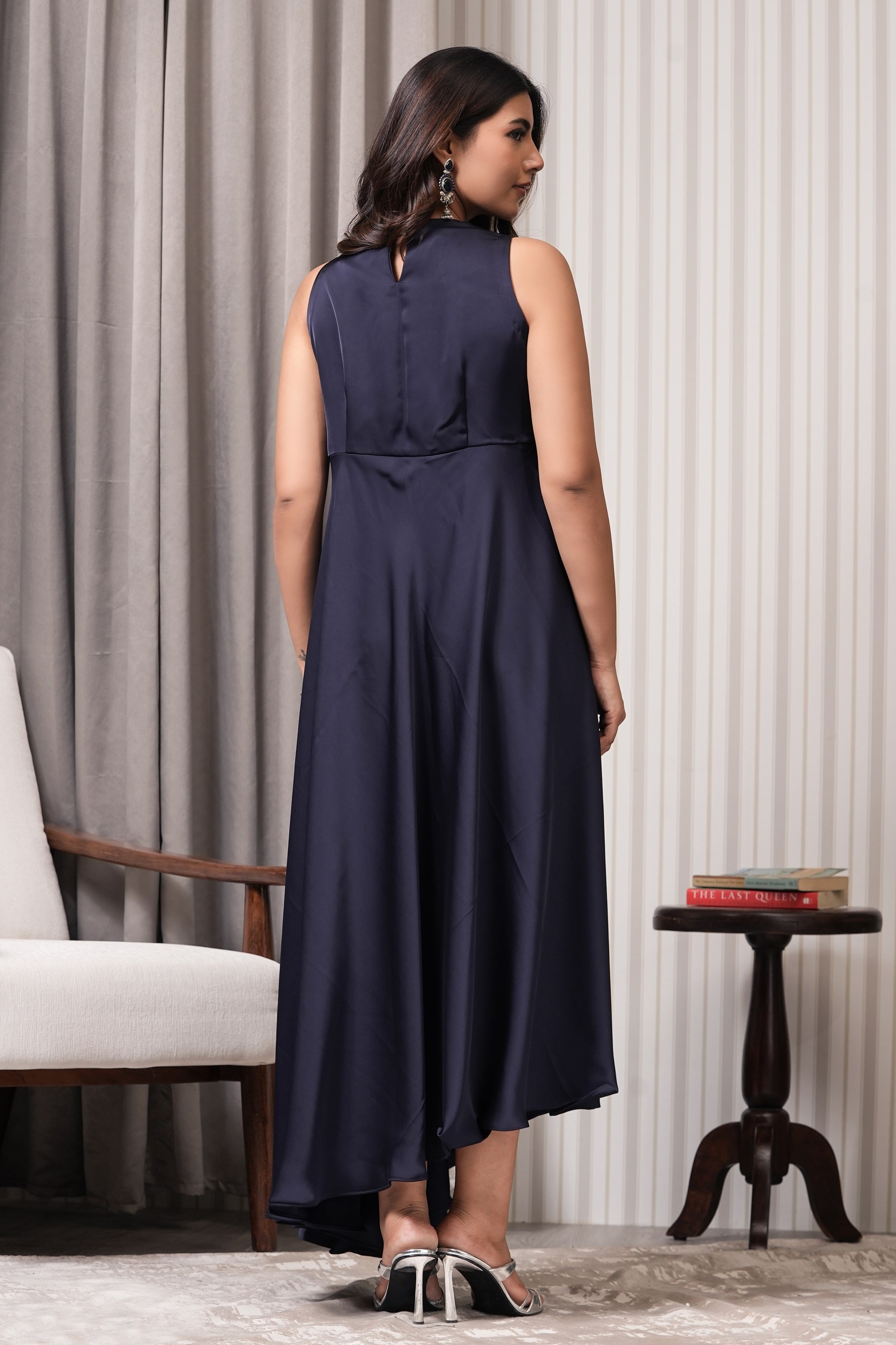 Solid Sleeveless Midi Dress - Dark Blue