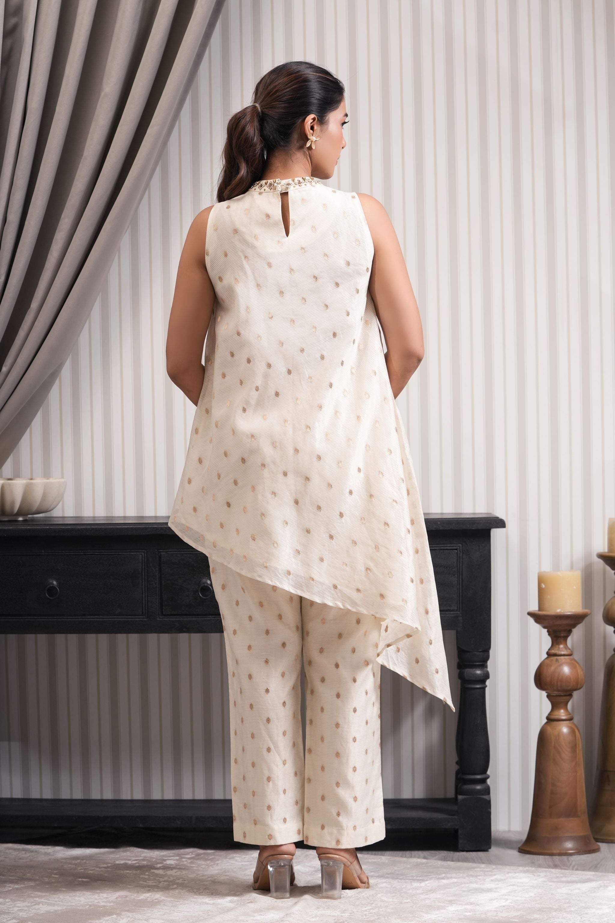 Embroidered Floral Pure Chanderi Booti Asymmetric Kurta Set - Off White