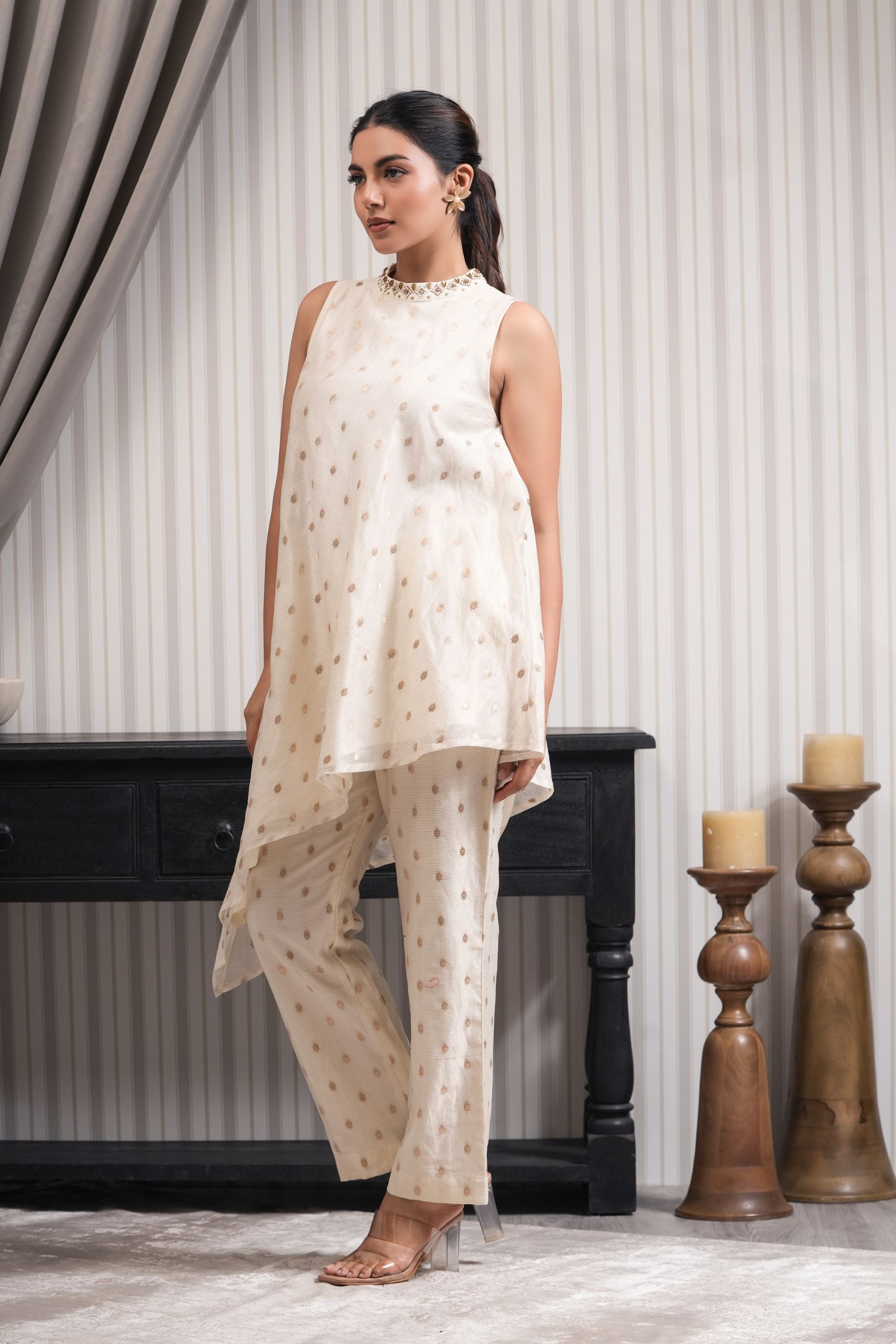 Embroidered Floral Pure Chanderi Booti Asymmetric Kurta Set - Off White